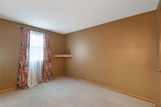 8653 Bayview Drive, Cicero, NY 13039