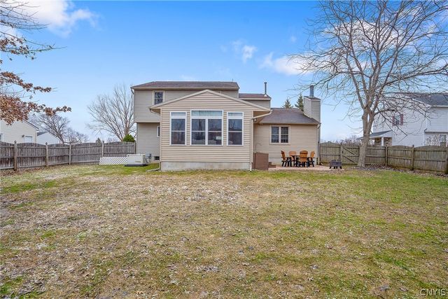 8653 Bayview Drive, Cicero, NY 13039