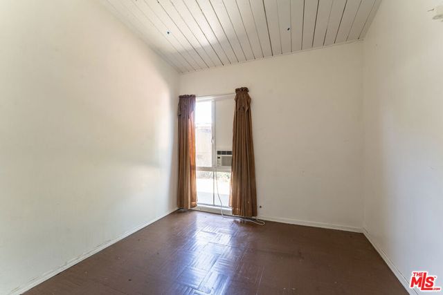 9870 Woodale Avenue, Arleta, CA 91331