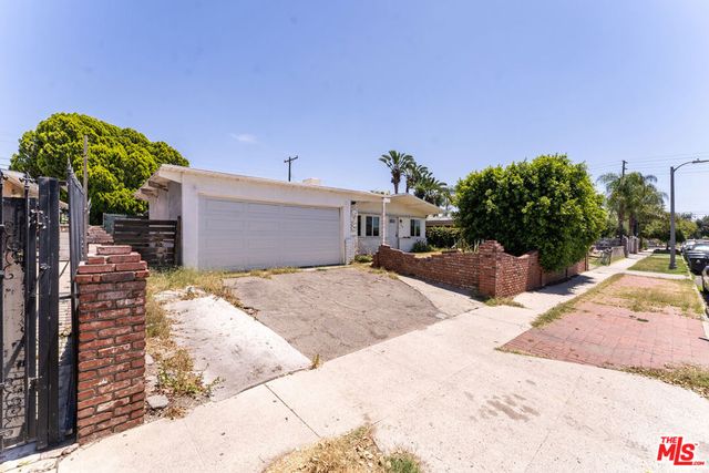 9870 Woodale Avenue, Arleta, CA 91331