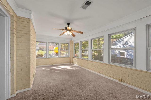 1025 Glenmoor Lane, St Louis, MO 63122