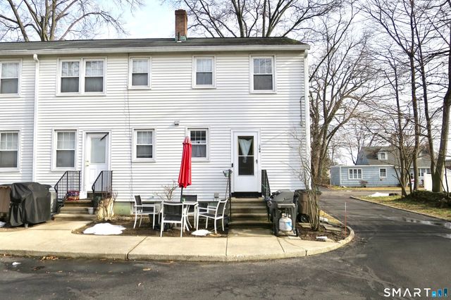 104 Sylvan Knoll Road, Stamford, CT 06902