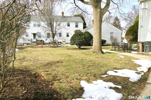 104 Sylvan Knoll Road, Stamford, CT 06902