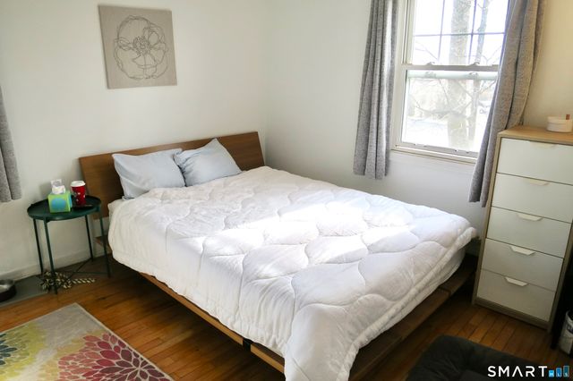 104 Sylvan Knoll Road, Stamford, CT 06902