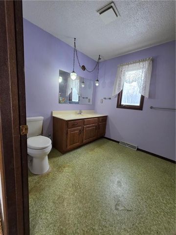 N8751 U.S. Highway 53, Holmen, WI 54636