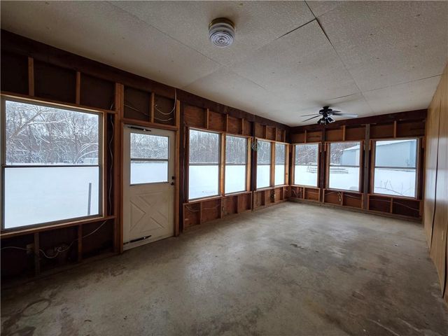 N8751 U.S. Highway 53, Holmen, WI 54636