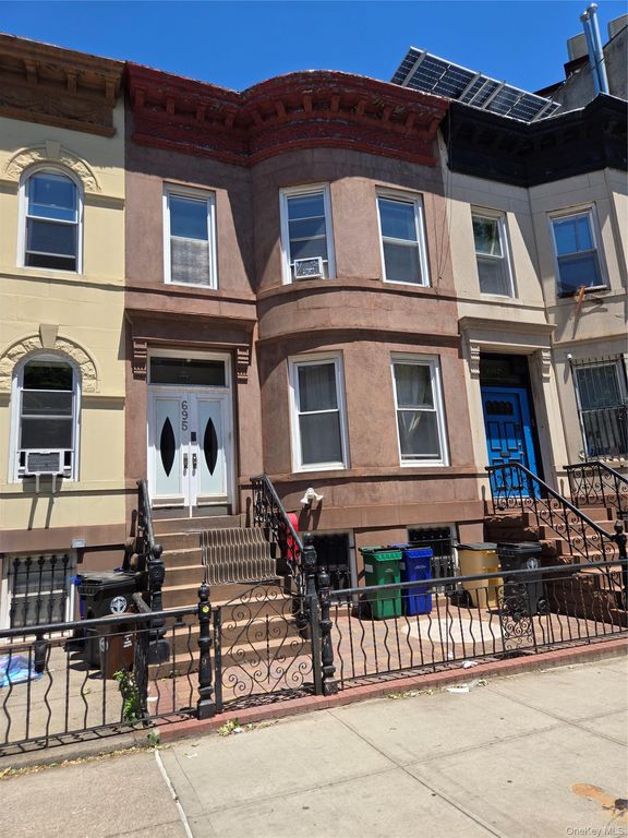 695 Saint Johns Place, Brooklyn, NY 11216 — photo 2