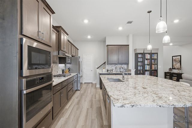 412 Fair Oaks DR, Georgetown, TX 78628