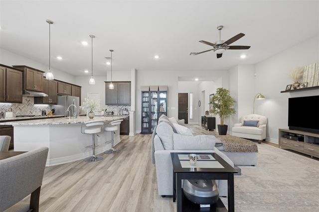 412 Fair Oaks DR, Georgetown, TX 78628