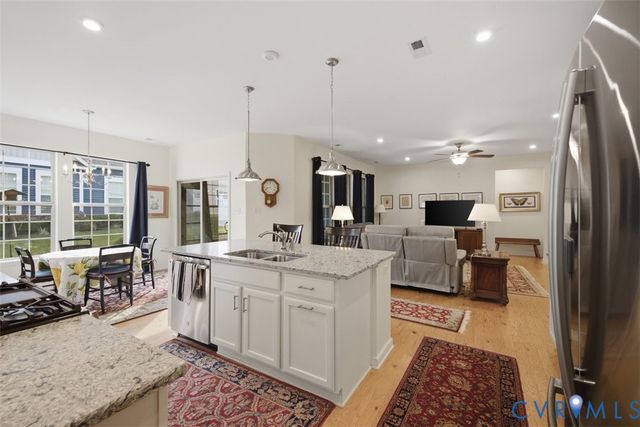 14392 Orchard Vista Ln, Glen Allen, VA 23059