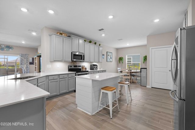 2746 POINTED LEAF Road, Green Cove Springs, FL 32043