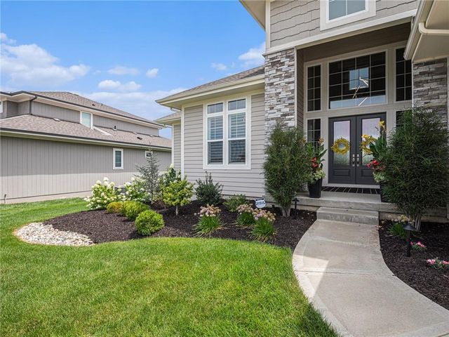 17309 Stearns Street, Overland Park, KS 66221