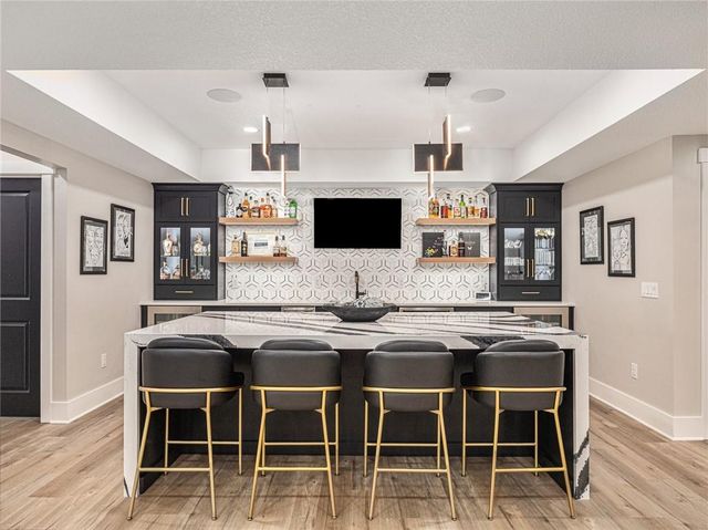 17309 Stearns Street, Overland Park, KS 66221