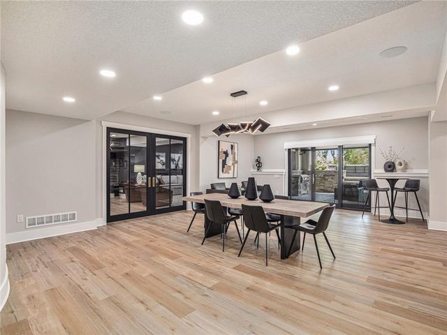 17309 Stearns Street, Overland Park, KS 66221