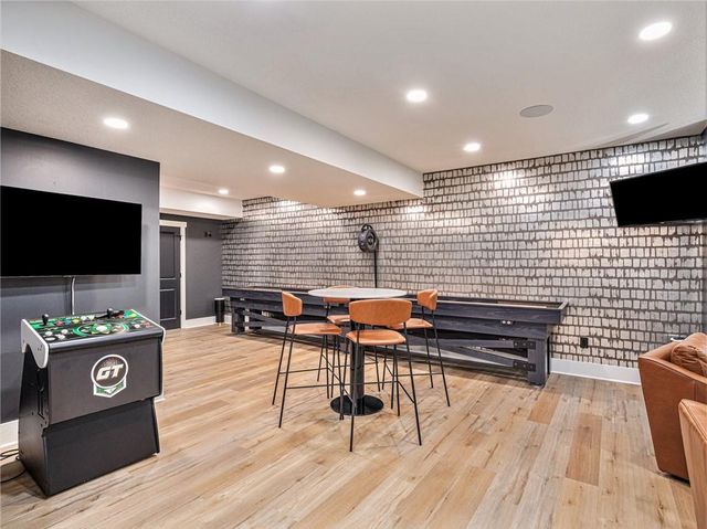 17309 Stearns Street, Overland Park, KS 66221