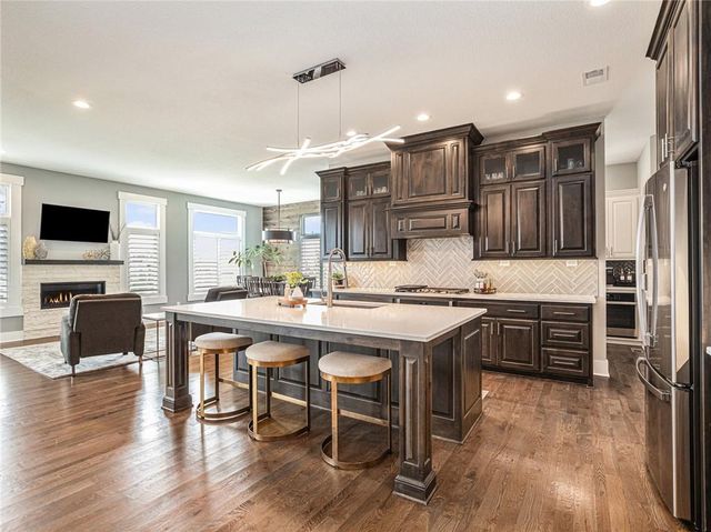 17309 Stearns Street, Overland Park, KS 66221