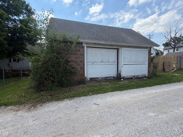 1710 S 4th Street, Terre Haute, IN 47802