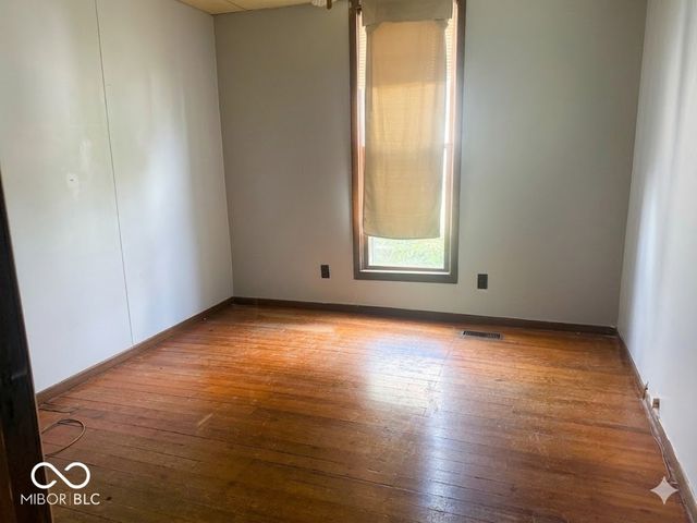 1710 S 4th Street, Terre Haute, IN 47802