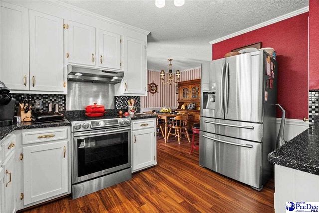 706 Lipscomb Ave., Marion, SC 29571