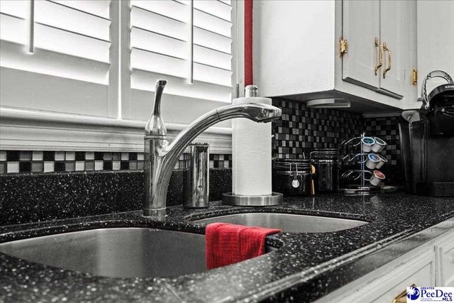 706 Lipscomb Ave., Marion, SC 29571