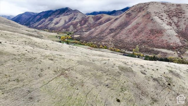 2075 E CANYON RD, Smithfield, UT 84335