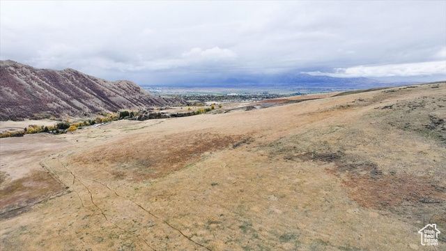 2075 E CANYON RD, Smithfield, UT 84335