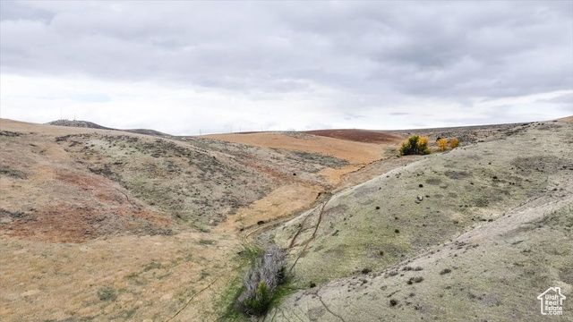 2075 E CANYON RD, Smithfield, UT 84335