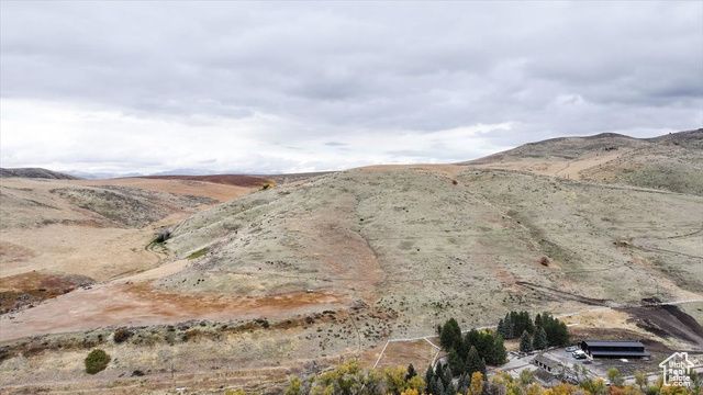 2075 E CANYON RD, Smithfield, UT 84335