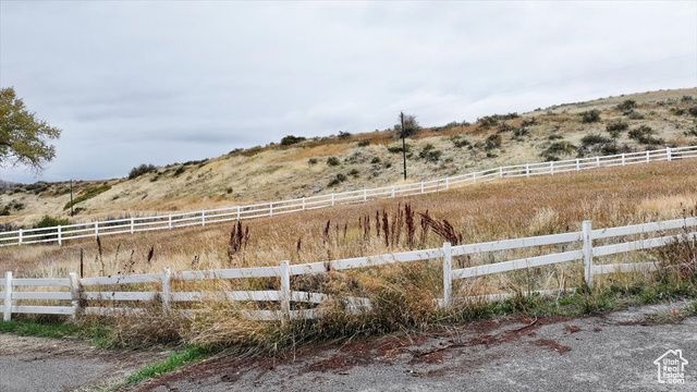 2075 E CANYON RD, Smithfield, UT 84335