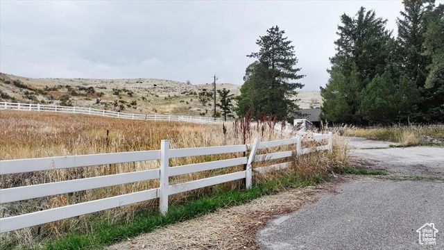 2075 E CANYON RD, Smithfield, UT 84335