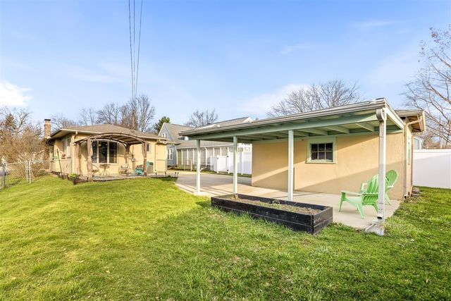 136 N Broad Street, Battle Creek, MI 49017