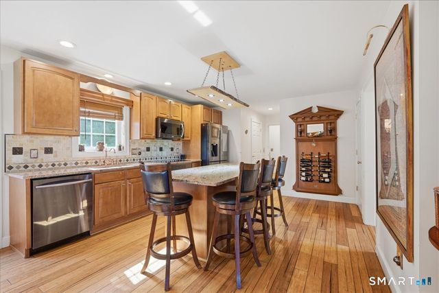 271 Putnam Road, Pomfret, CT 06259