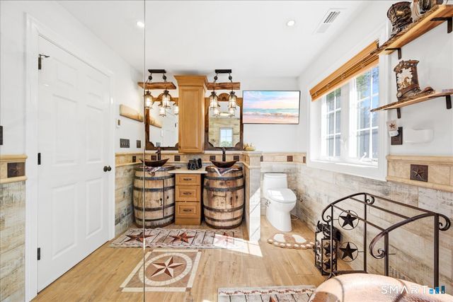 271 Putnam Road, Pomfret, CT 06259