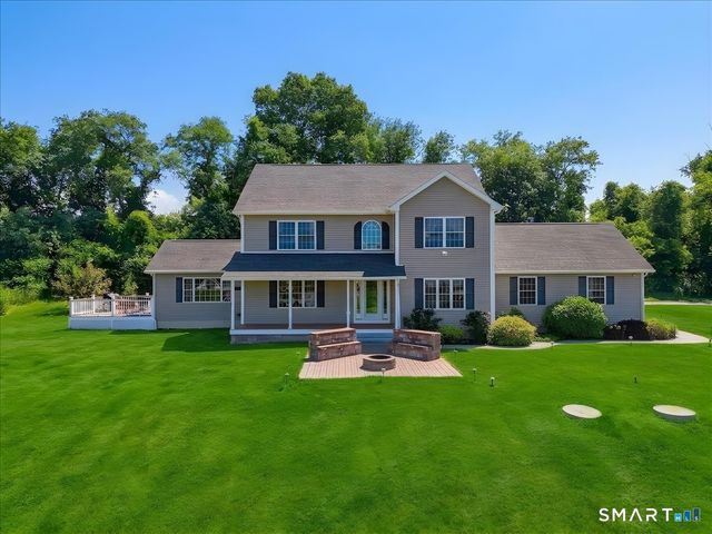 271 Putnam Road, Pomfret, CT 06259
