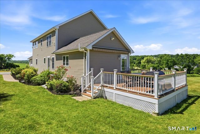 271 Putnam Road, Pomfret, CT 06259