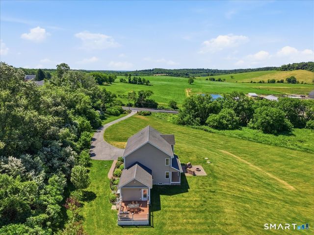 271 Putnam Road, Pomfret, CT 06259