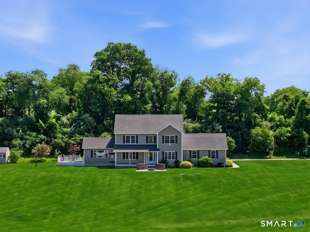 271 Putnam Road, Pomfret, CT 06259