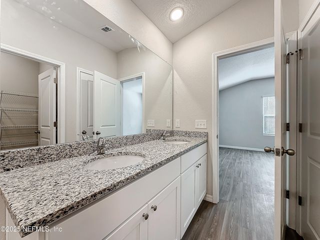 6776 JAMMES Road, Jacksonville, FL 32244