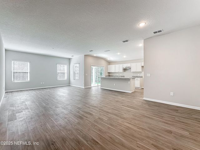 6776 JAMMES Road, Jacksonville, FL 32244