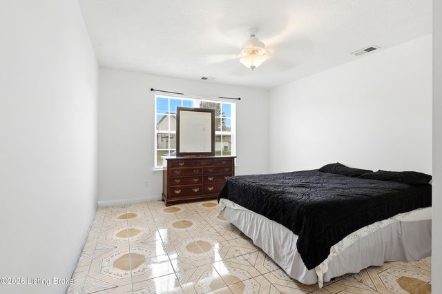 13018 Bessels Blvd, Louisville, KY 40272