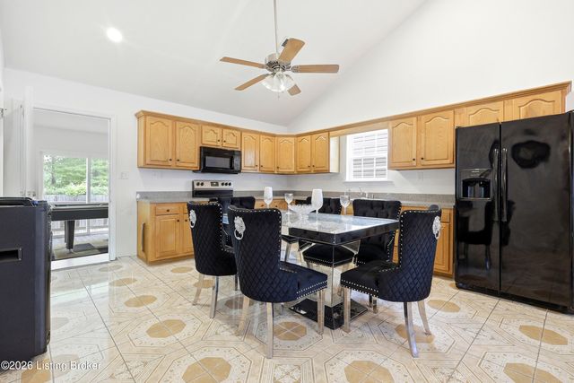 13018 Bessels Blvd, Louisville, KY 40272