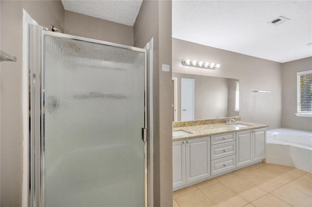 9481 HIGHLAND OAK DR 606, Tampa, FL 33647