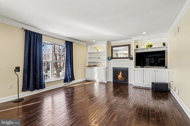 207 EDENDERRY WAY, Enola, PA 17025