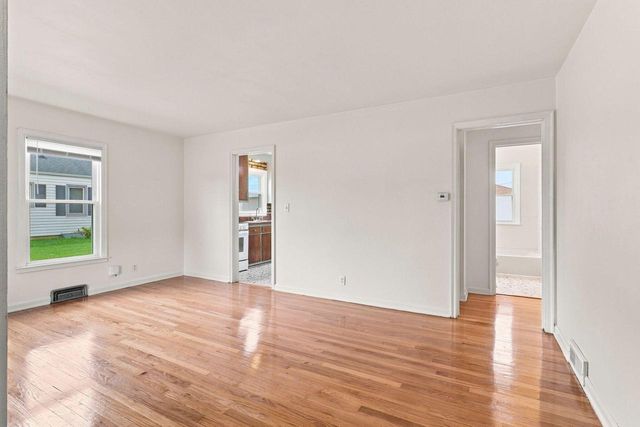 2062 Shoop STREET, Racine, WI 53404