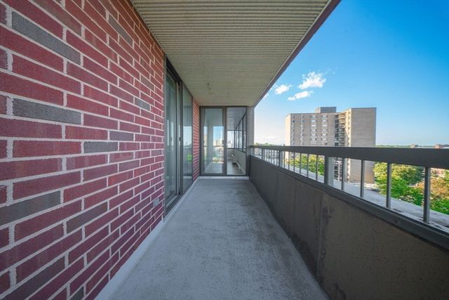 77 Adams St 303, Quincy, MA 02169