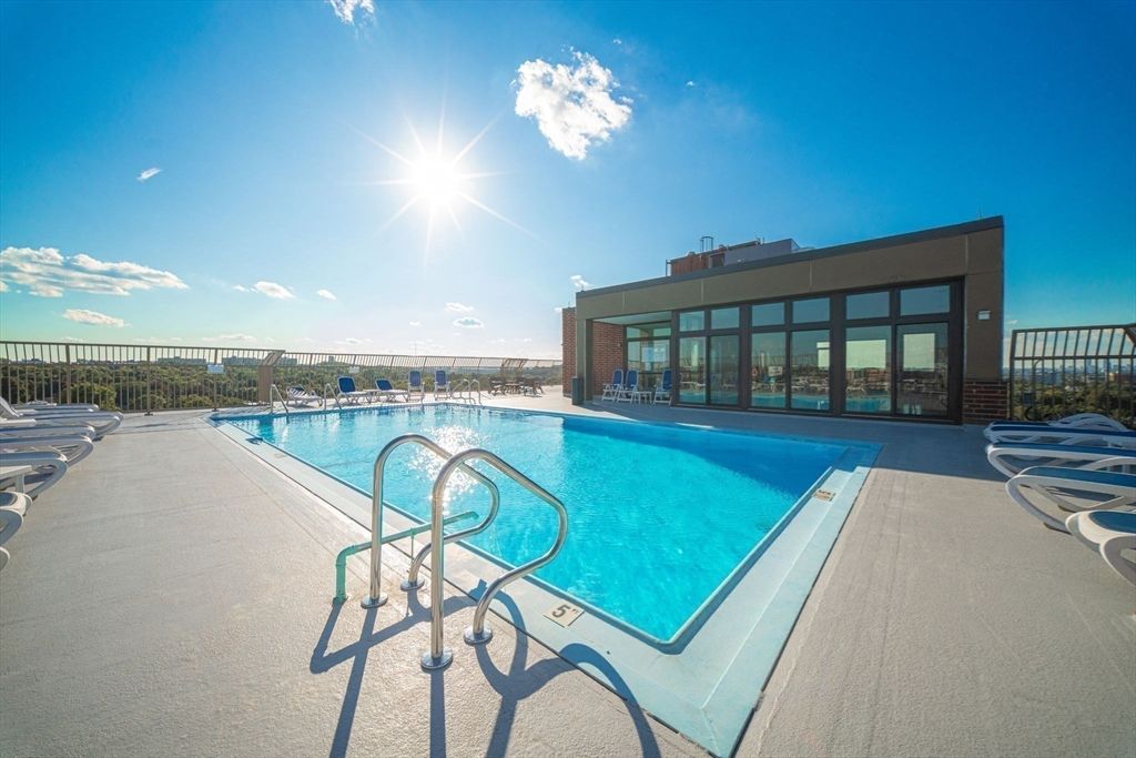 77 Adams St 303, Quincy, MA 02169