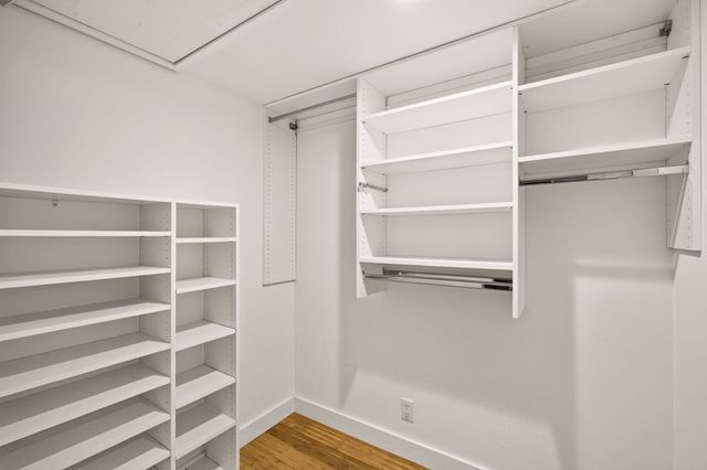 50 Pine St, Falmouth, MA 02556