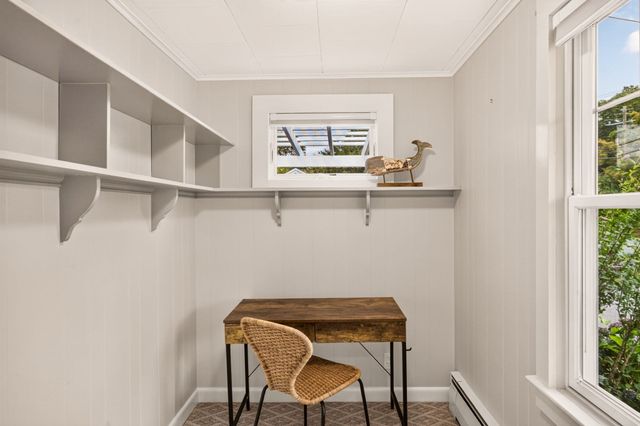 50 Pine St, Falmouth, MA 02556