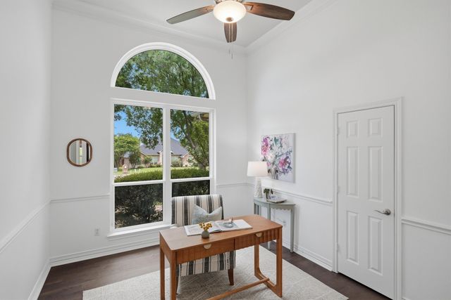 3236 Golden Oaks Circle, Granbury, TX 76049