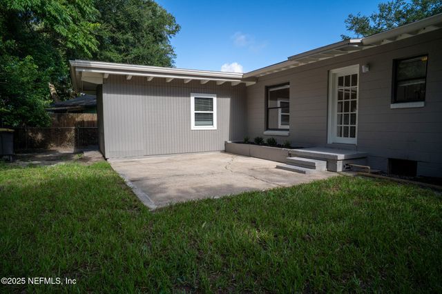 6256 SAGE Drive, Jacksonville, FL 32210